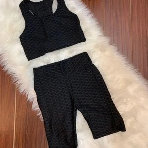Scrunch booty biker shorts set